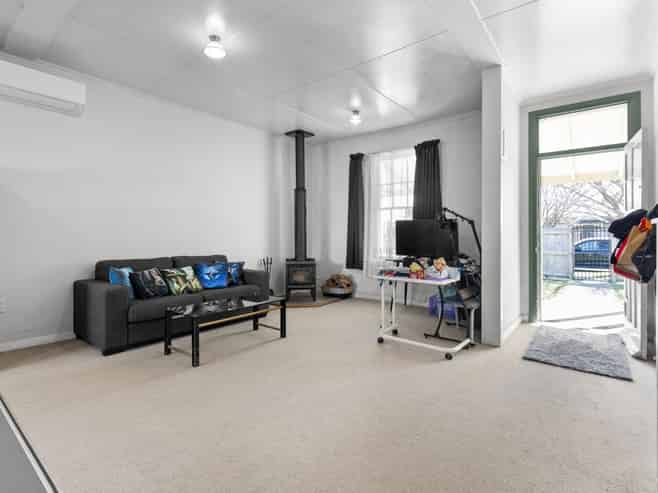 15 Fairs Road, Milson