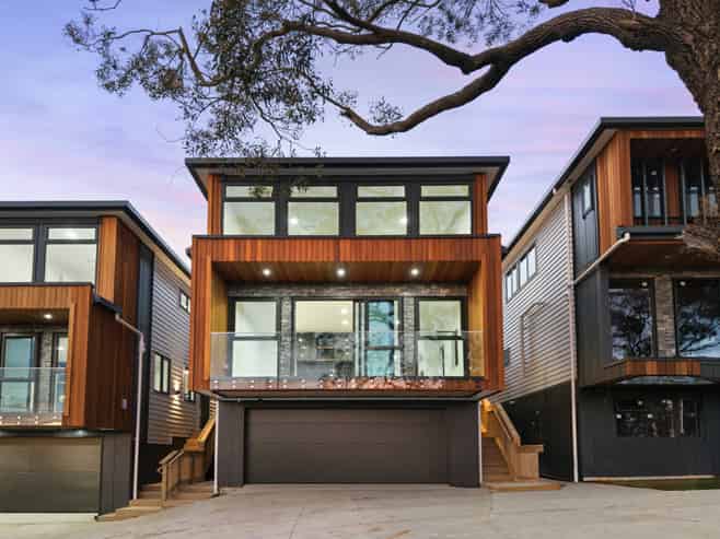 1,2,3/1 George Laurenson Lane, Mount Roskill