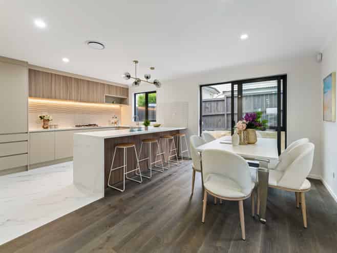 1,2,3/1 George Laurenson Lane, Mount Roskill