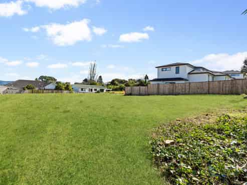 8 & 9 Ambrosia Avenue, Henderson