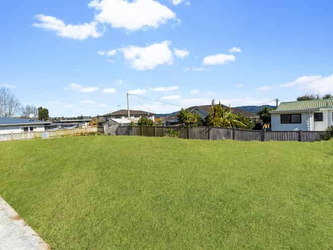 8 & 9 Ambrosia Avenue, Henderson