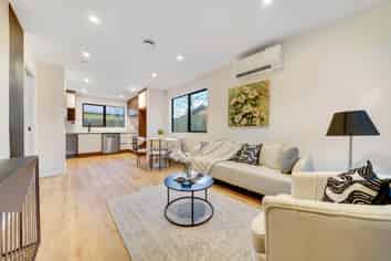 5/511 Massey Road, Mangere