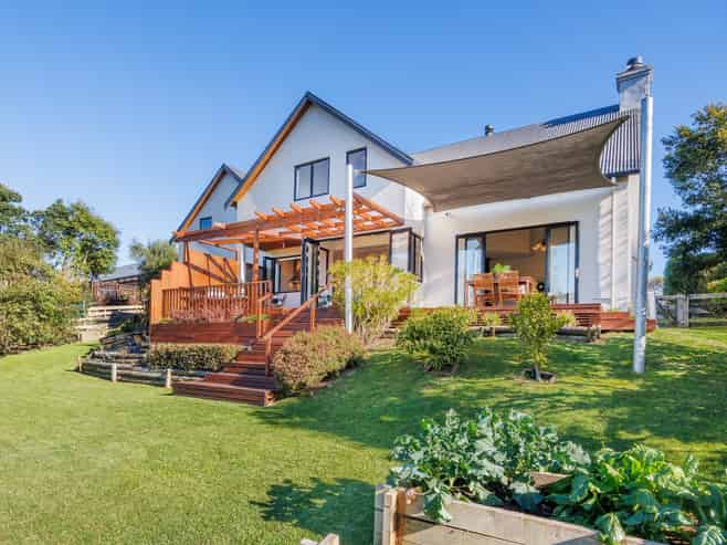 20 Cashmere Drive, Fitzherbert