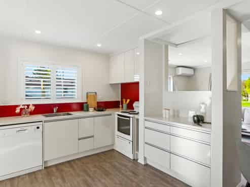 931 State Highway 1, Te Horo