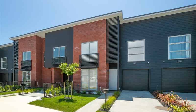 42 Vincent McGrath Cres, Swanson
