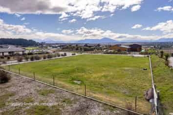13 Jackson Rise, Luggate