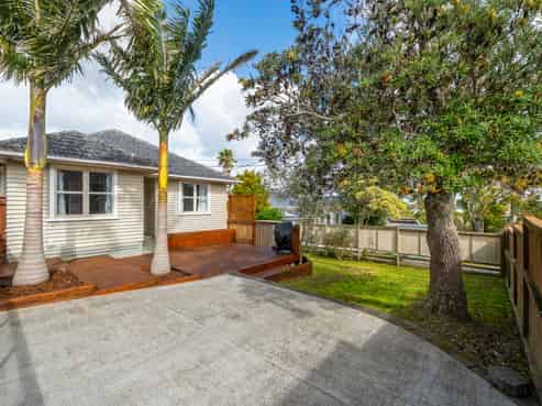 62A Roberts Road, Glenfield