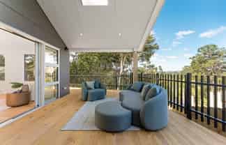 41C Chamberlain Road, Massey