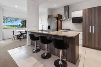 32 Squadron Drive, Hobsonville