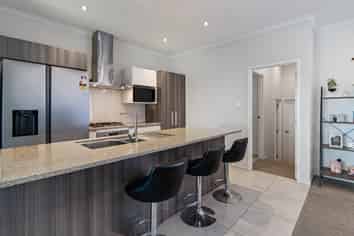 32 Squadron Drive, Hobsonville