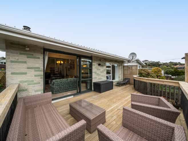 17 Silverbirch Grove, Churton Park
