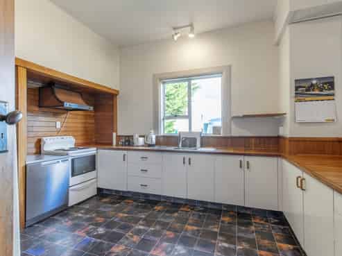 16 Nancy Street, Takapau, Aramoana