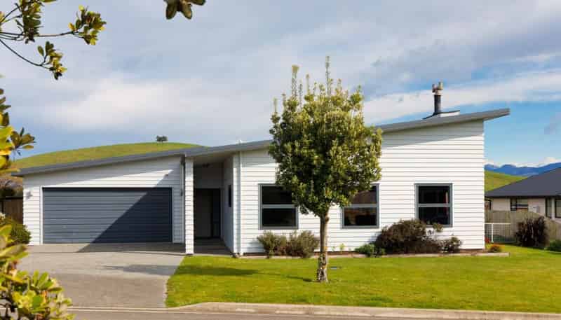 43 Miromiro Drive, Kaikoura