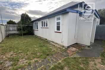 674 & 676 Worcester Street, Linwood