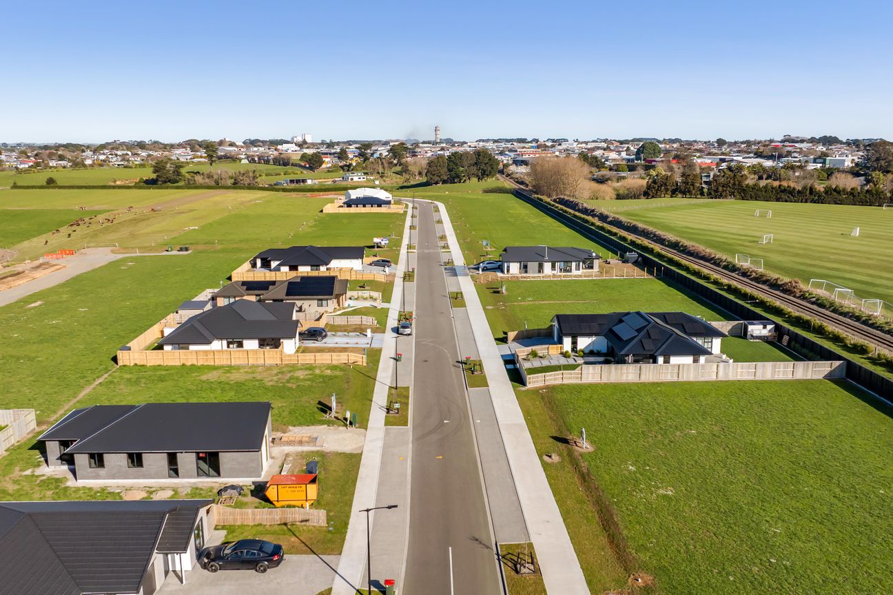 PRICED TO SELL – pohled 4