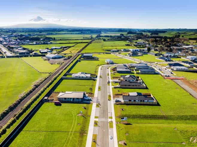 17 & 26 Matariki Street, Hawera