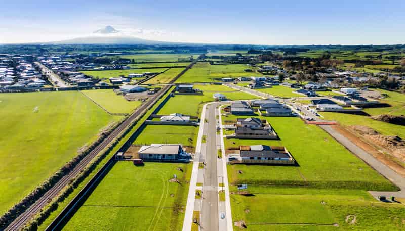 17 & 26 Matariki Street, Hawera