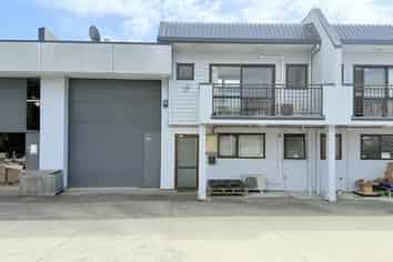 Tidy East Tamaki Unit | 208 m2