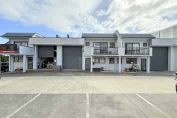 Tidy East Tamaki Unit | 208 m2