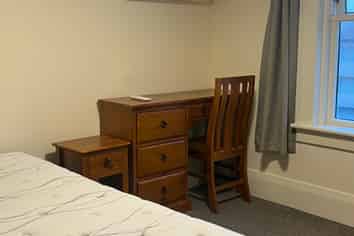 Room 6 / 9 Union Street, North Dunedin