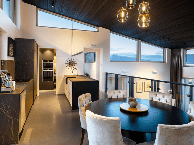 52 Suburb Street, Queenstown Hill