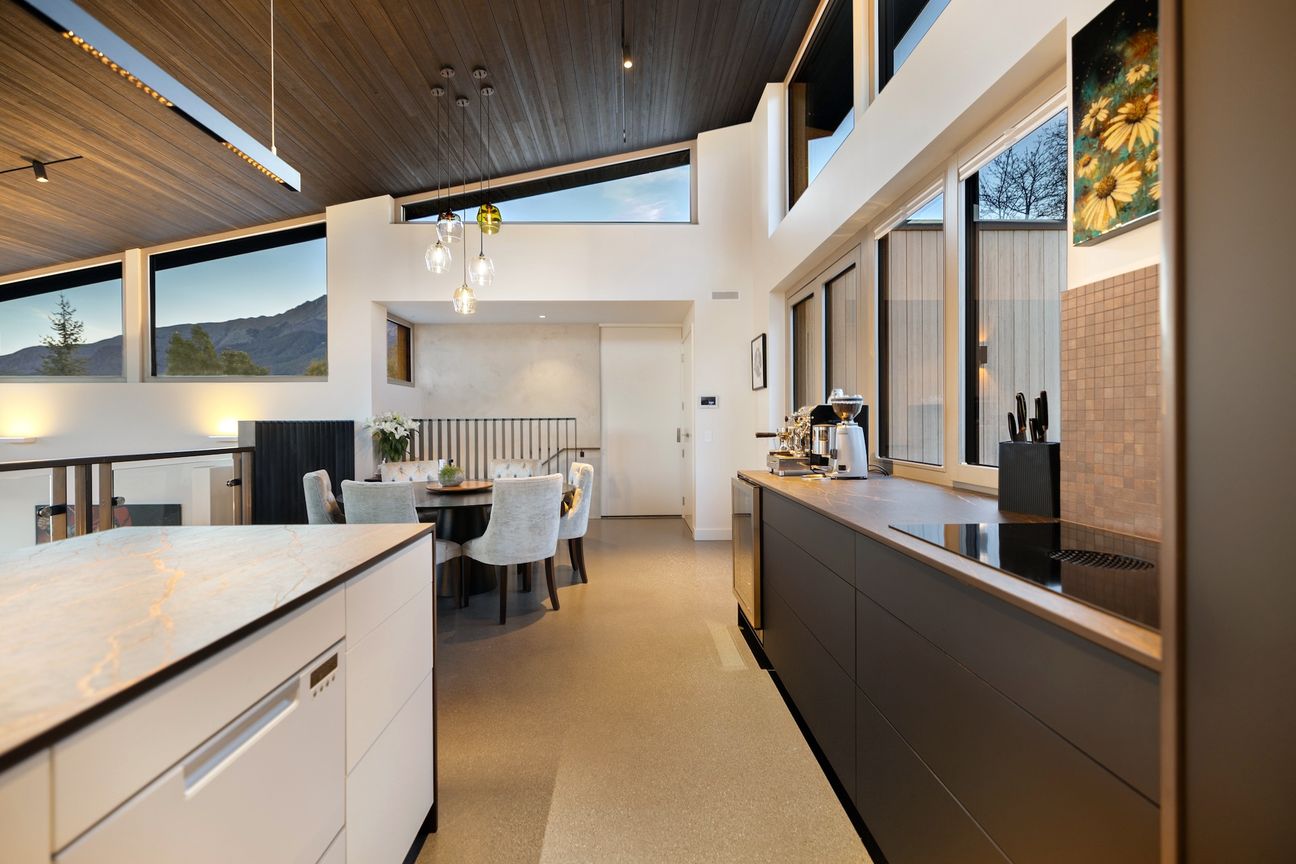 52 Suburb Street, Queenstown Hill - Widok 5