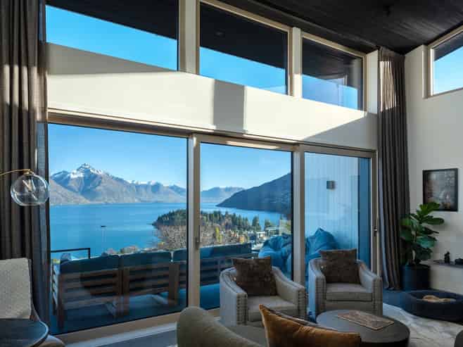 52 Suburb Street, Queenstown