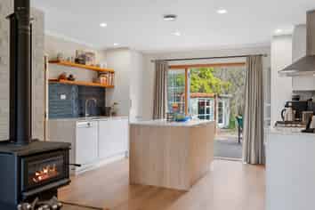 299 Elmhurst Road, Darfield