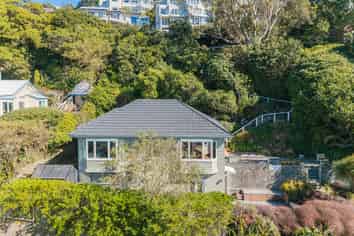 13 Thane Road, Roseneath
