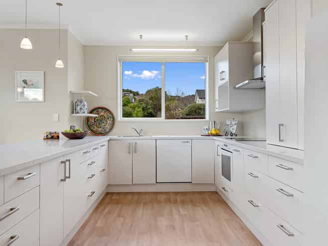 14A Worsleys Road, Cracroft