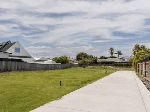 7 Katerini Grove, Papamoa
