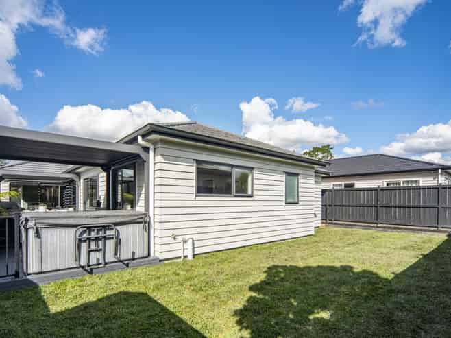 50 Schoolside Road, Huapai