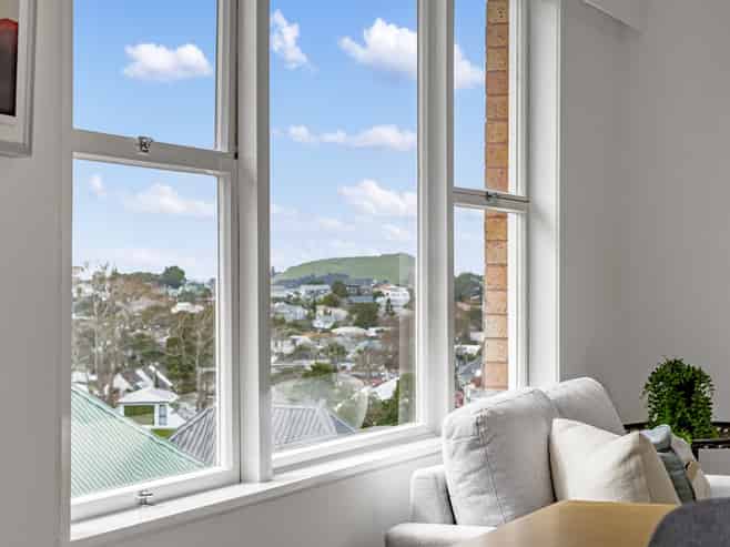 1/48 St Vincent Avenue, Remuera