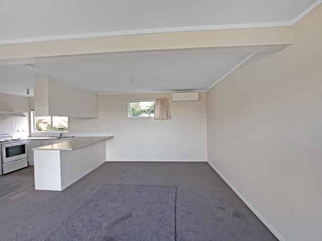 A/7 Oldham Way, Crofton Downs