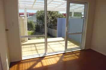 4/1 Waione Street, Petone
