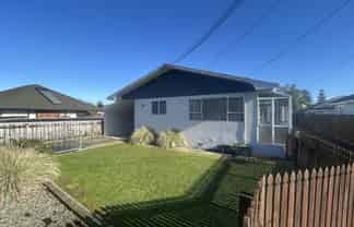24a Willow Avenue, Stoke