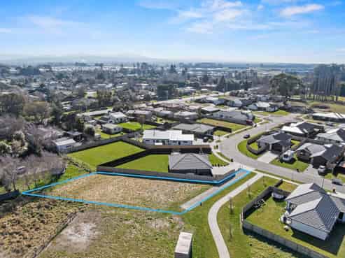 14 Cleaver Street, Woodend