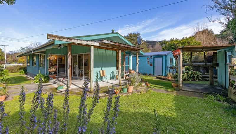 3 Brandon Street, Featherston