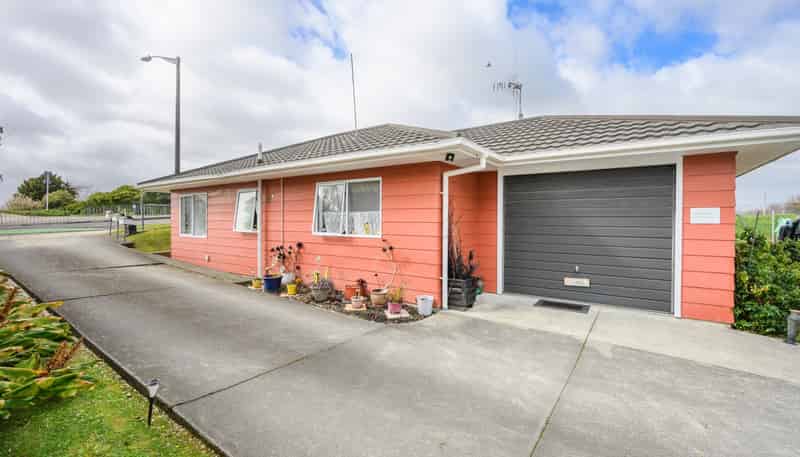 48 Botanical Road, Takaro