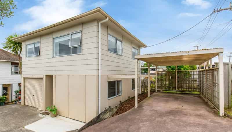 1/52 Arran Road, Browns Bay