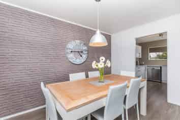 1/52 Arran Road, Browns Bay