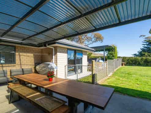 30 Mountain View Drive, Manakau