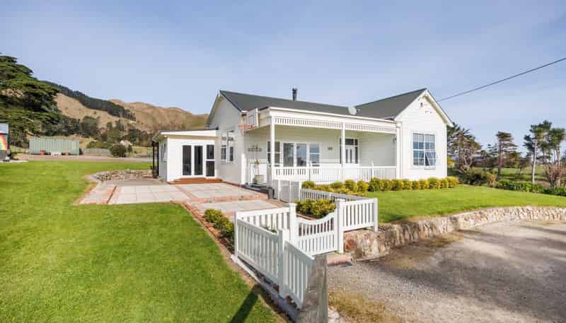 185 Albert Road, Tokomaru