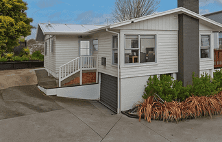 10 Saffron Street, Birkdale