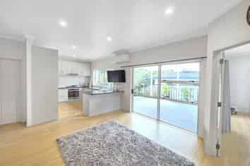 49A John Davis Road, Mount Roskill