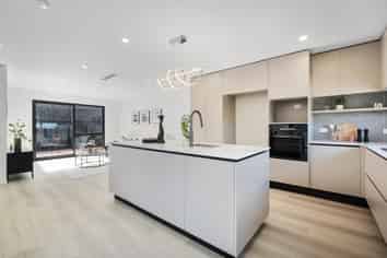 12A Rewi Street, Torbay