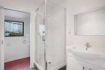 A/37 Tirohunga Drive, Henderson