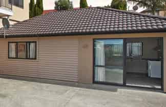 A/37 Tirohunga Drive, Henderson