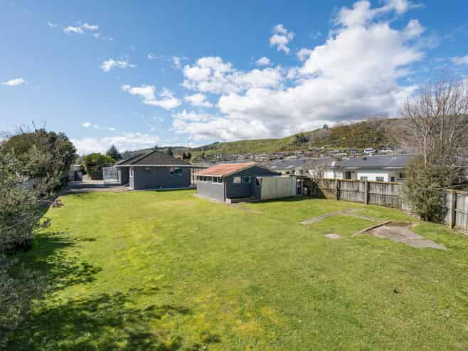 15 Palm Avenue, Stoke