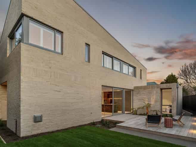 2/88B Hinau Street, Fendalton